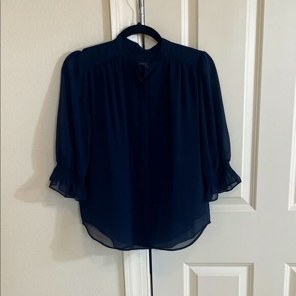 NWOT Ann Taylor Navy Blue Button Down Short Sleeve Crepe Blouse - Picture 1 of 4